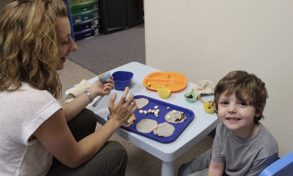 pediatric feeding therapy