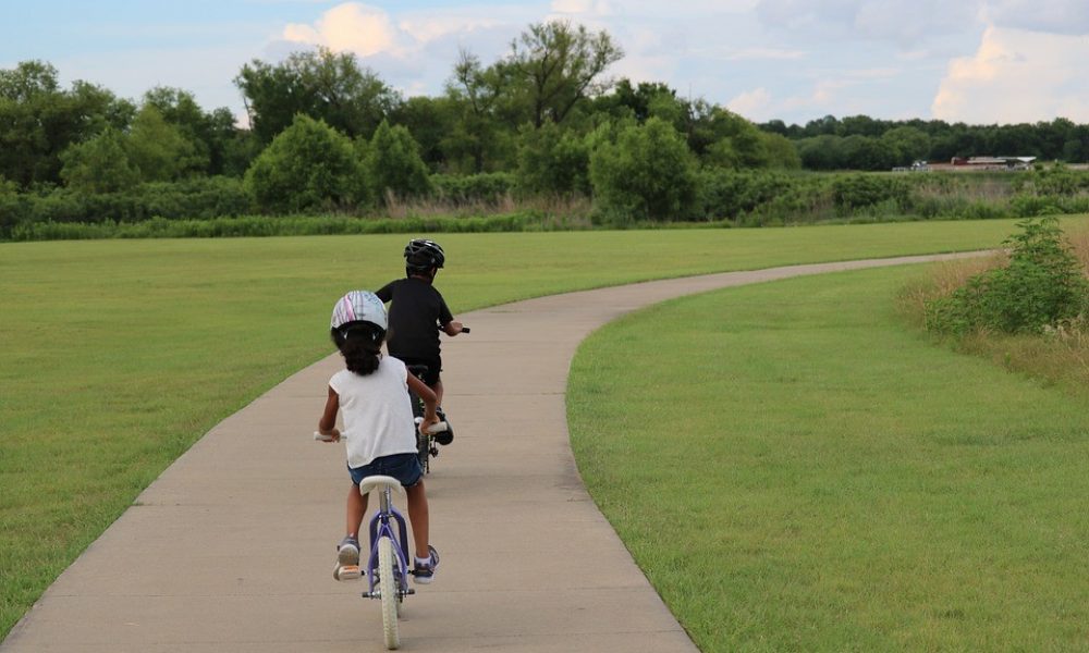 kid bike riding